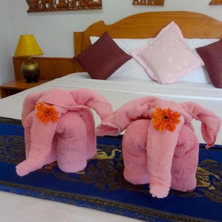 Ngamta Hotel Mae Hong Son Esterno foto