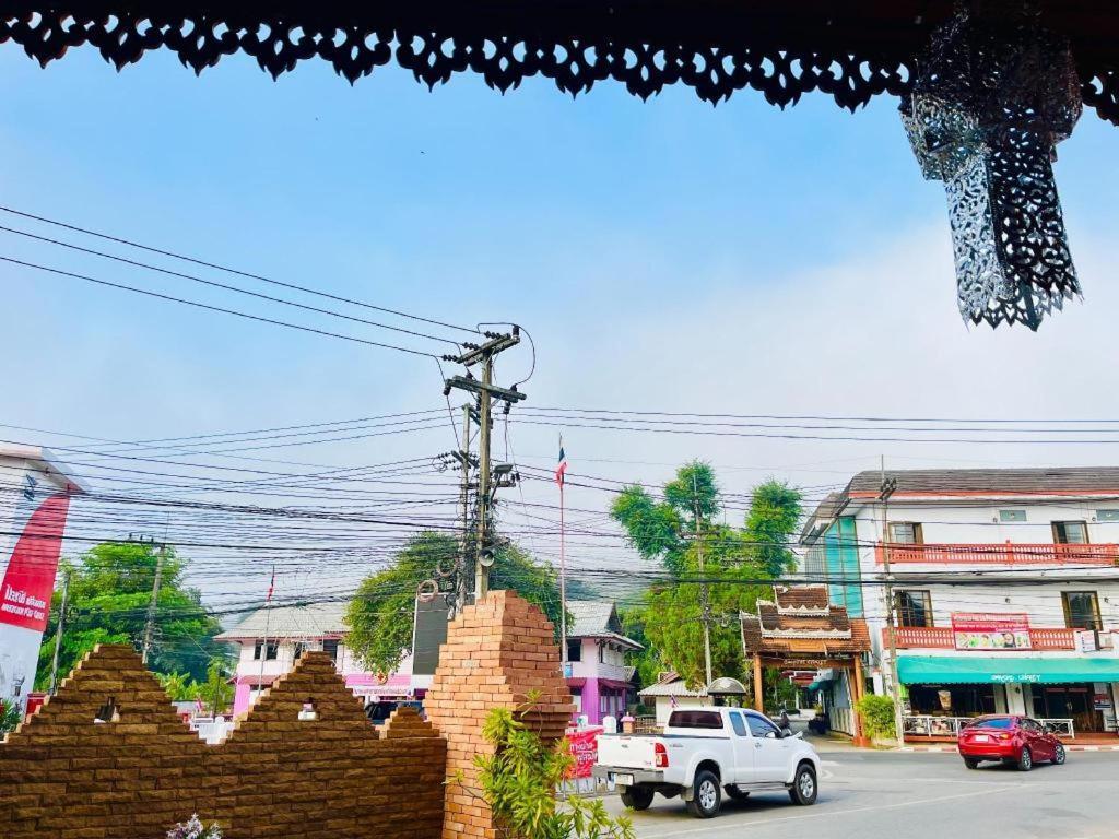 Ngamta Hotel Mae Hong Son Esterno foto