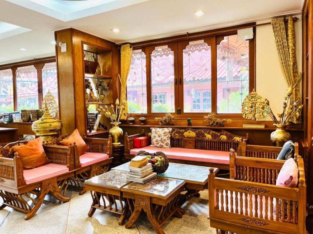 Ngamta Hotel Mae Hong Son Esterno foto