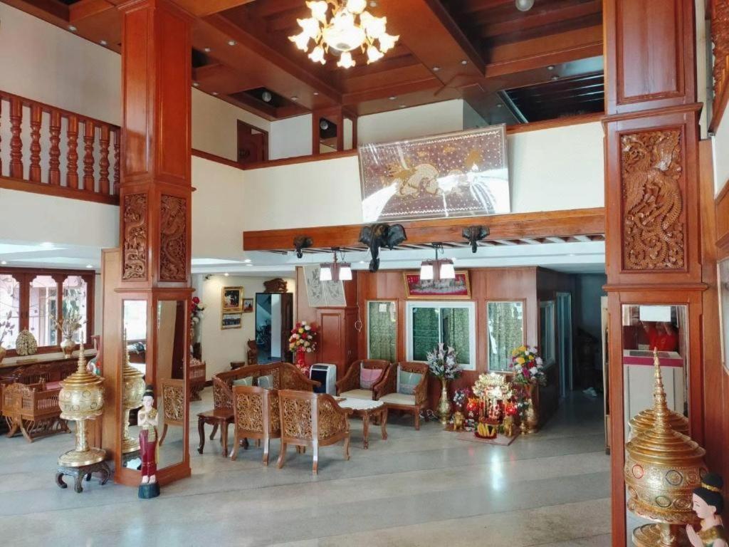 Ngamta Hotel Mae Hong Son Esterno foto