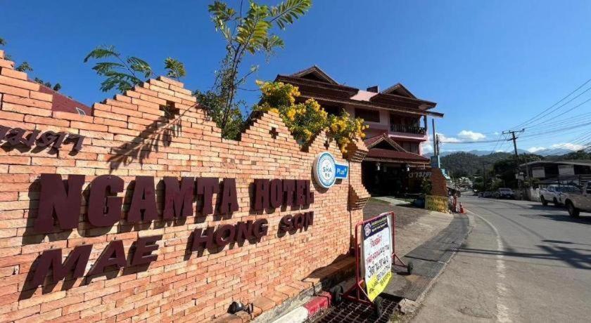 Ngamta Hotel Mae Hong Son Esterno foto