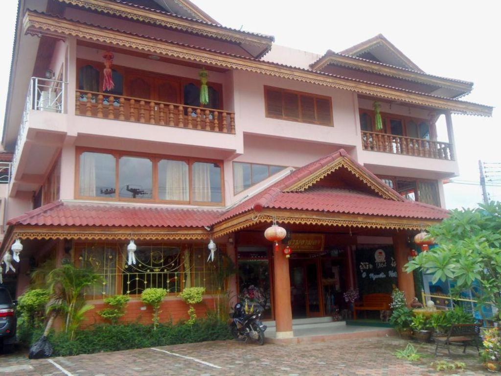 Ngamta Hotel Mae Hong Son Esterno foto