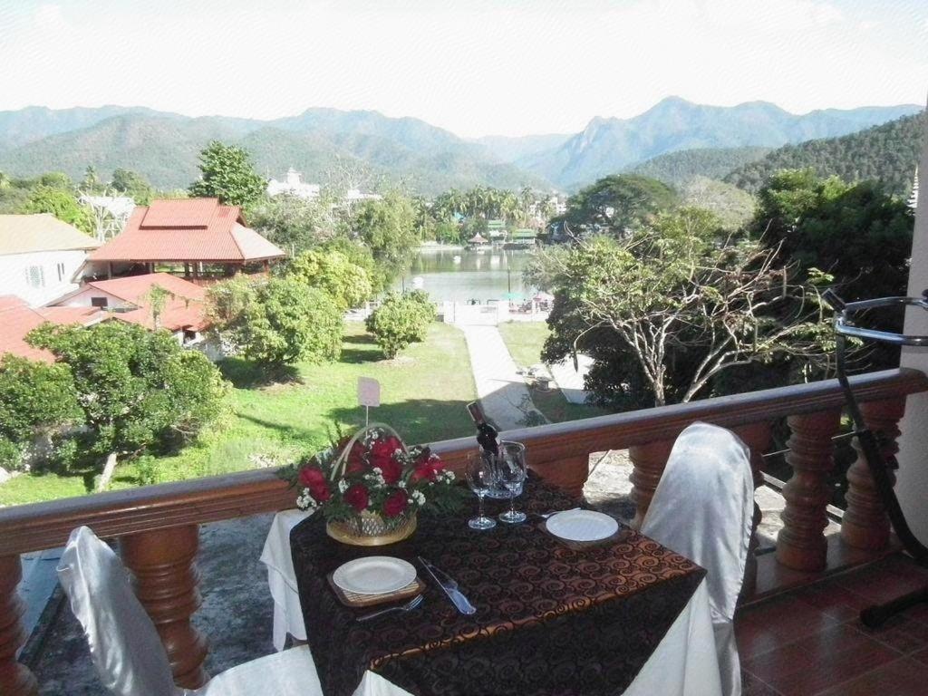 Ngamta Hotel Mae Hong Son Esterno foto