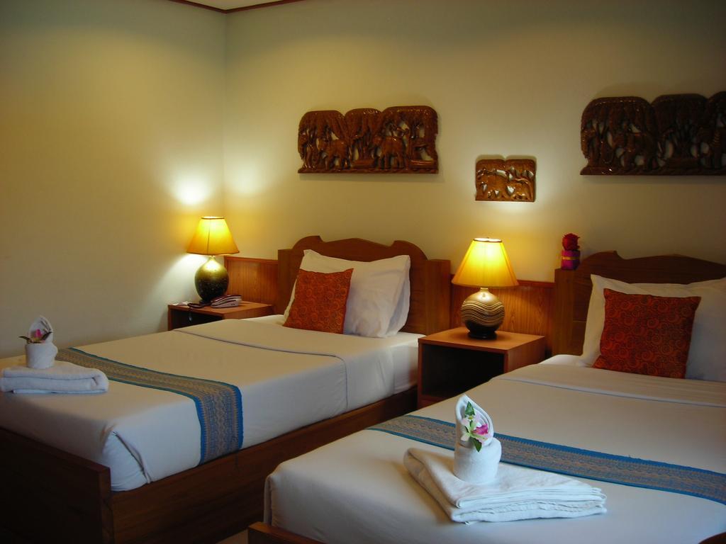 Ngamta Hotel Mae Hong Son Esterno foto