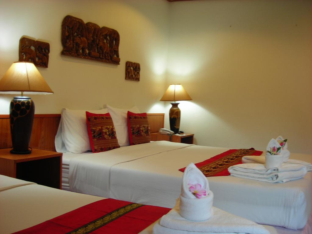 Ngamta Hotel Mae Hong Son Esterno foto
